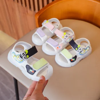 Yürümeye başlayan Karışık Renk Sandalet 2022 Yaz Bebek Erkek yürüyüş ayakkabısı Yumuşak Alt Kaymaz Karikatür Hayvan Tırtıl Kızların Ayakkabı